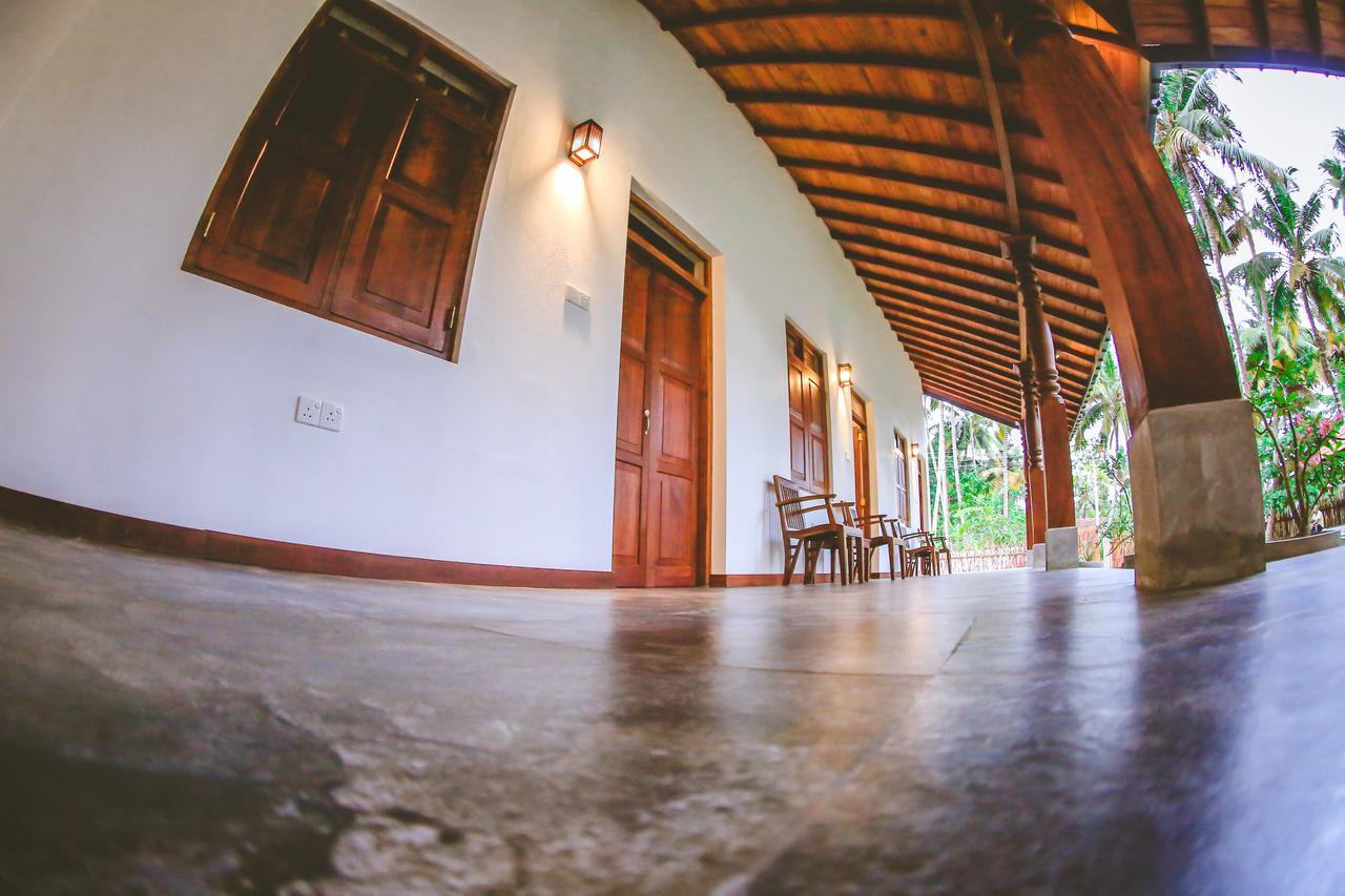 Villa Hiriketiya Dikwella Luaran gambar