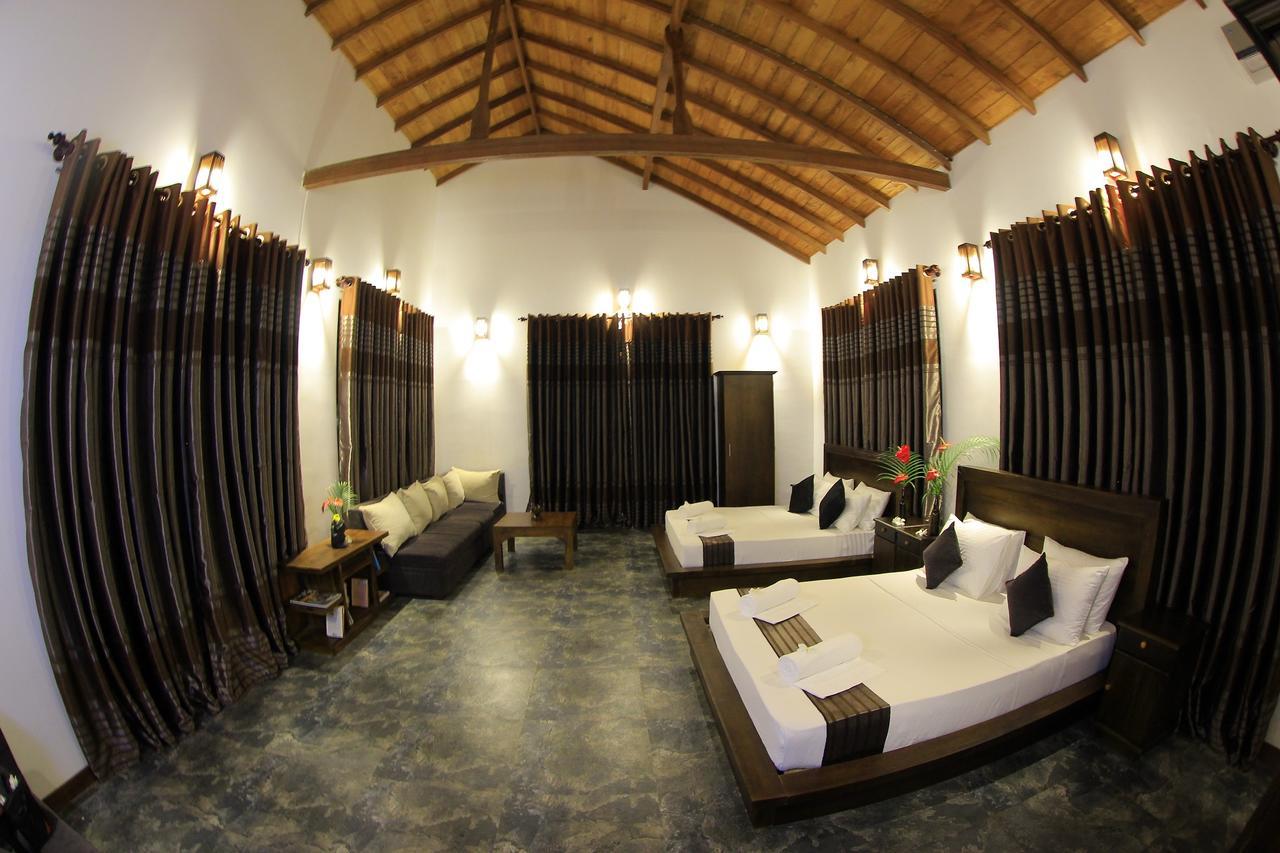 Villa Hiriketiya Dikwella Luaran gambar